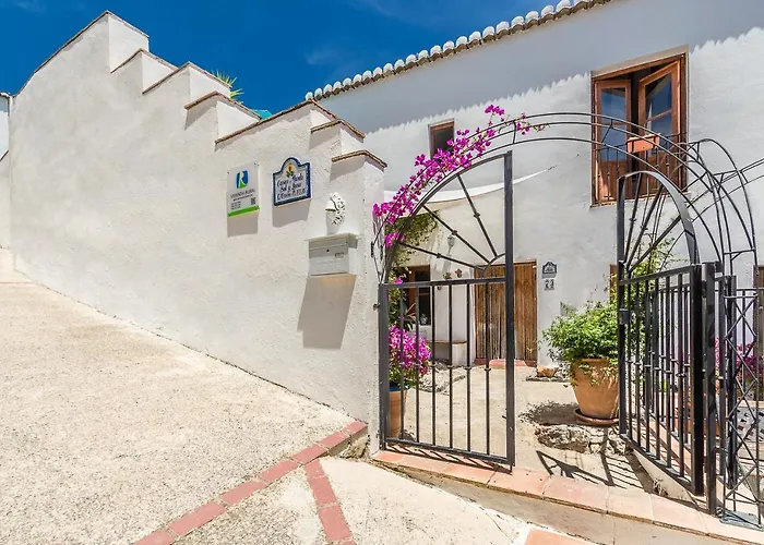 Casa Mundo - 16Th Century Traditional White Village House With Pool